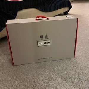 Hunter Boots Box (boots not included)